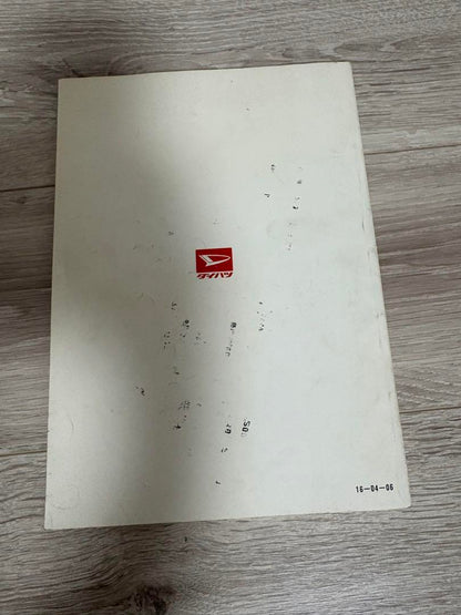 Out of Print Rare DAIHATSU Mira Service Manual L200