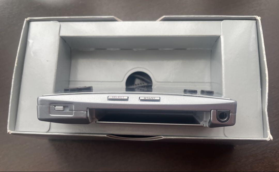 GAME BOY micro Silver Main Unit [Box, Manual, Charger Included]