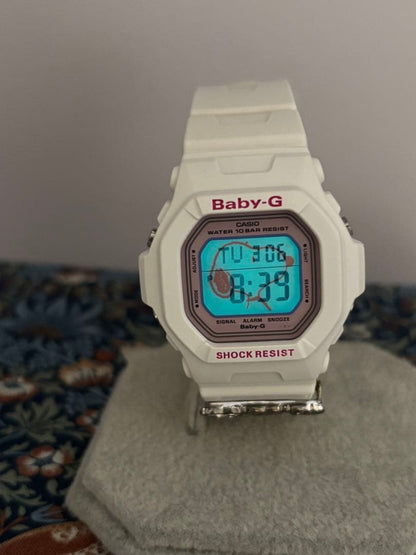 Limited Edition * [Operational] Snoopy Baby-G White Digital Watch