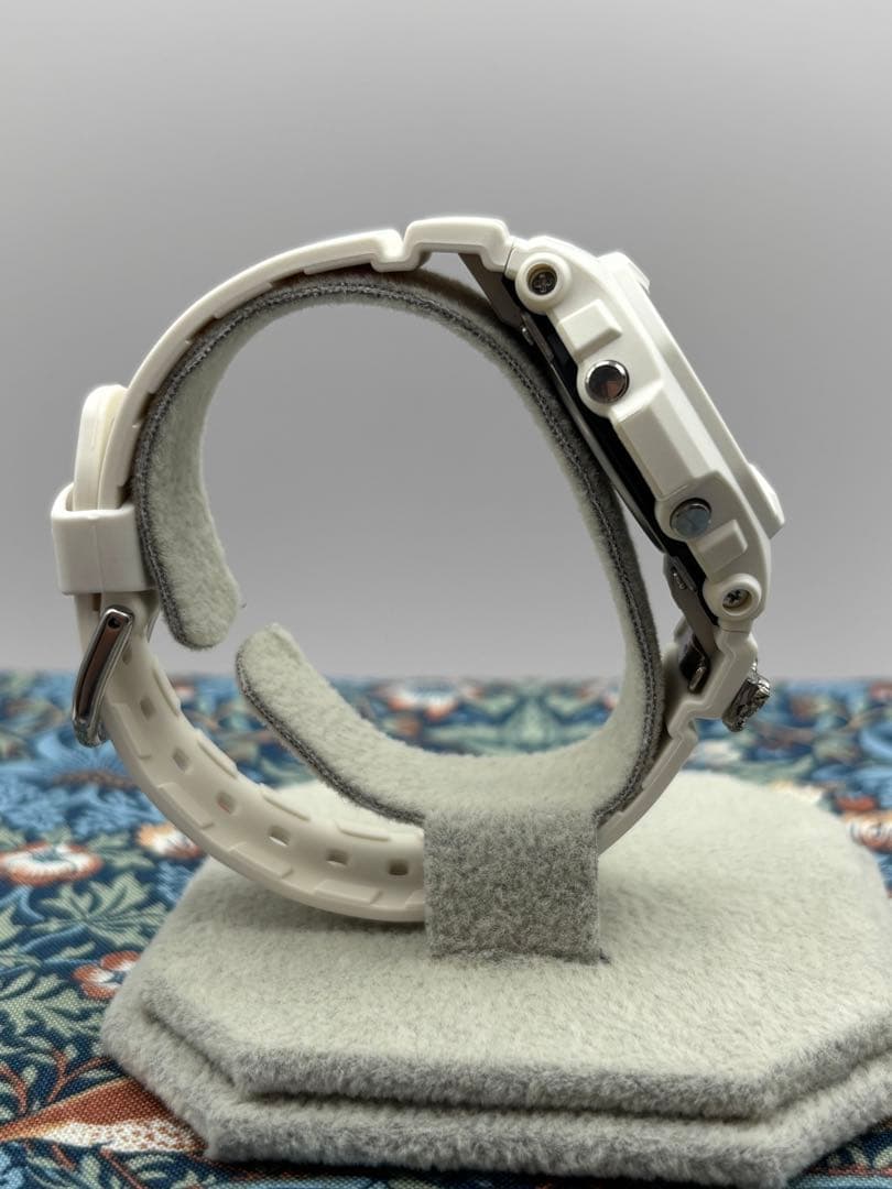 Limited Edition * [Operational] Snoopy Baby-G White Digital Watch