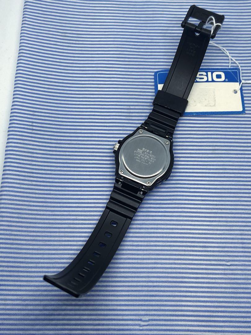 New CASIO Quartz Watch 100m Water Resistant CASIO