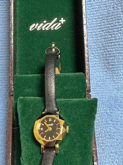 vida+ Quartz Watch Black Face