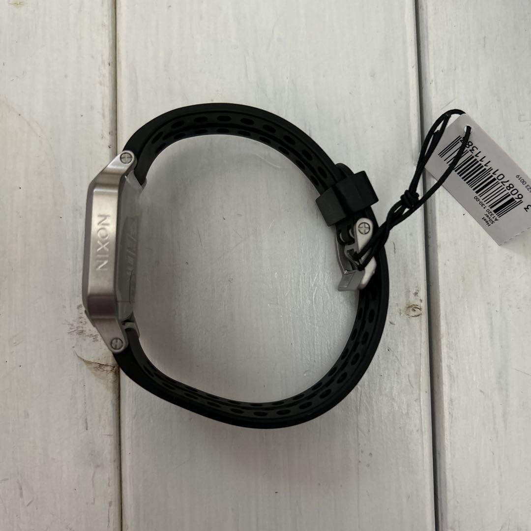 Nixon Digital Watch Heat