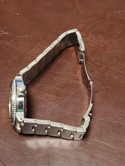 [In Operation] CITIZEN Eco-Drive XC Cross Sea Ladies Watch Red