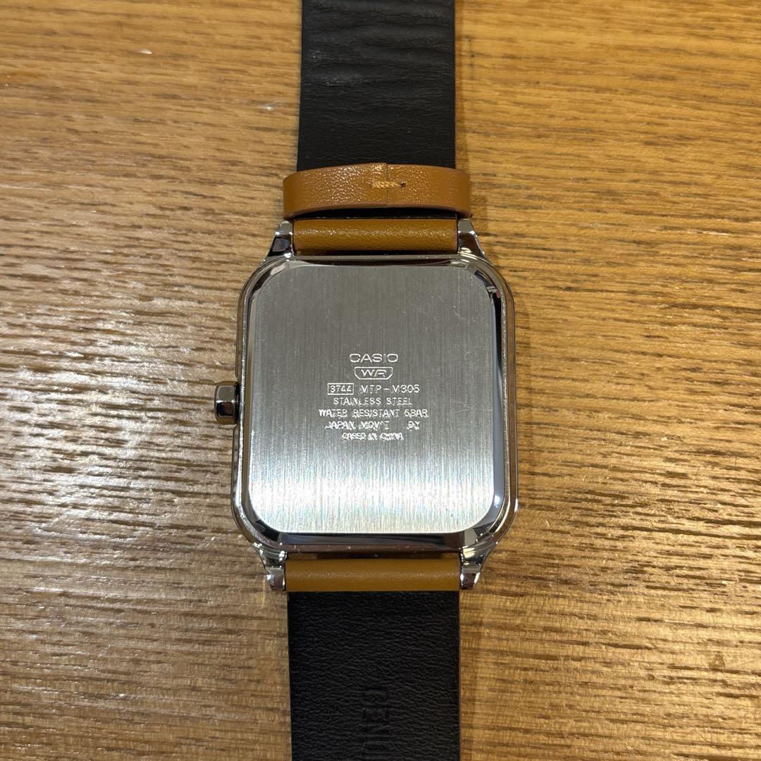 Almost New Operating CASIO Moonphase MTP-M305L-1AV CASIO