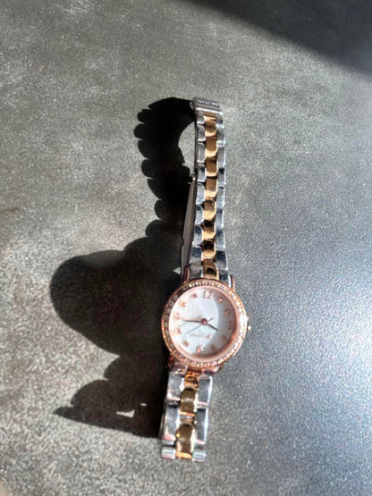 Ladies Analog Watch Silver/Gold