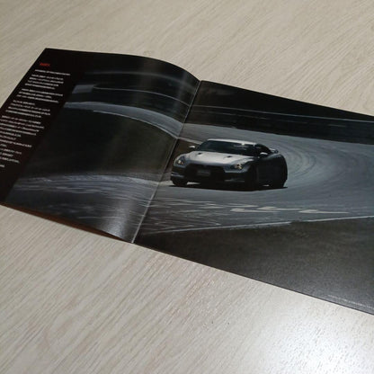 Nissan GT-R Catalog