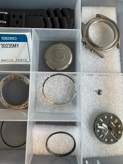 SEIKO 5M63-0B40 Seiko Diver Kinetic Titanium Excellent Condition