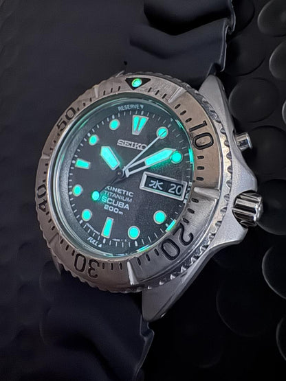 SEIKO 5M63-0B40 Seiko Diver Kinetic Titanium Excellent Condition