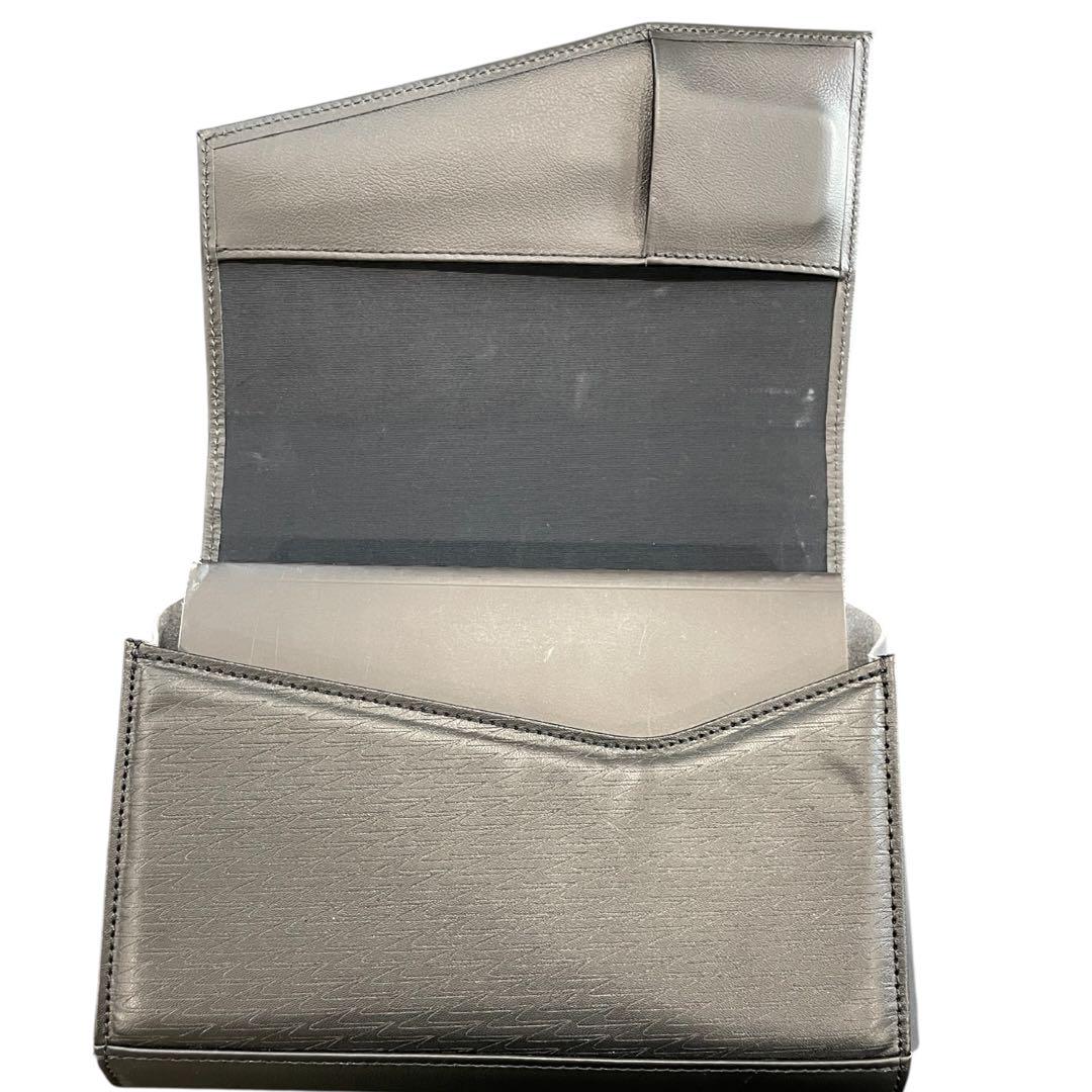 29 LEXUS LX600 Custom Leather Case and Manual