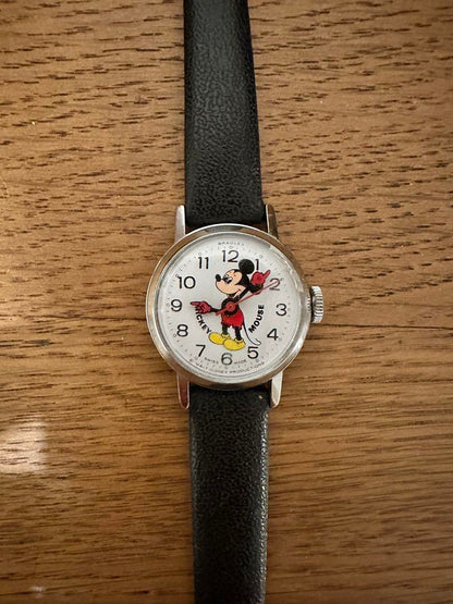 【Rare】Mickey Mouse Swiss Made