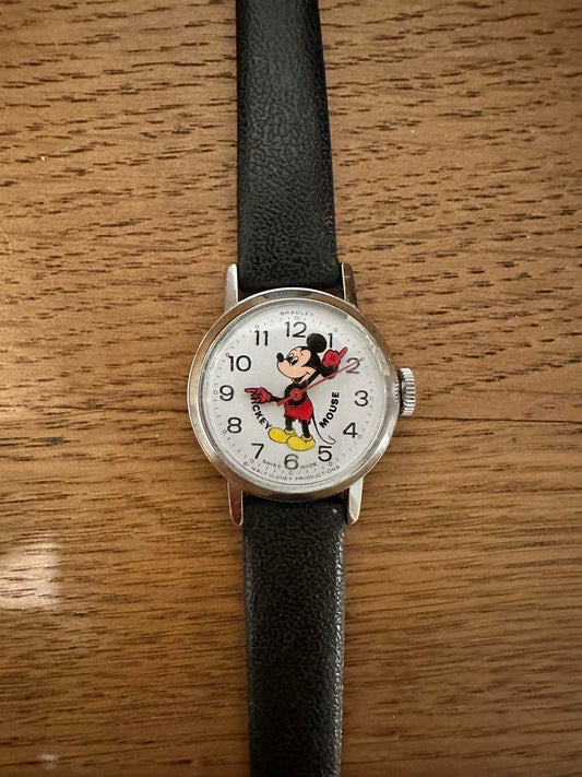 【Rare】Mickey Mouse Swiss Made