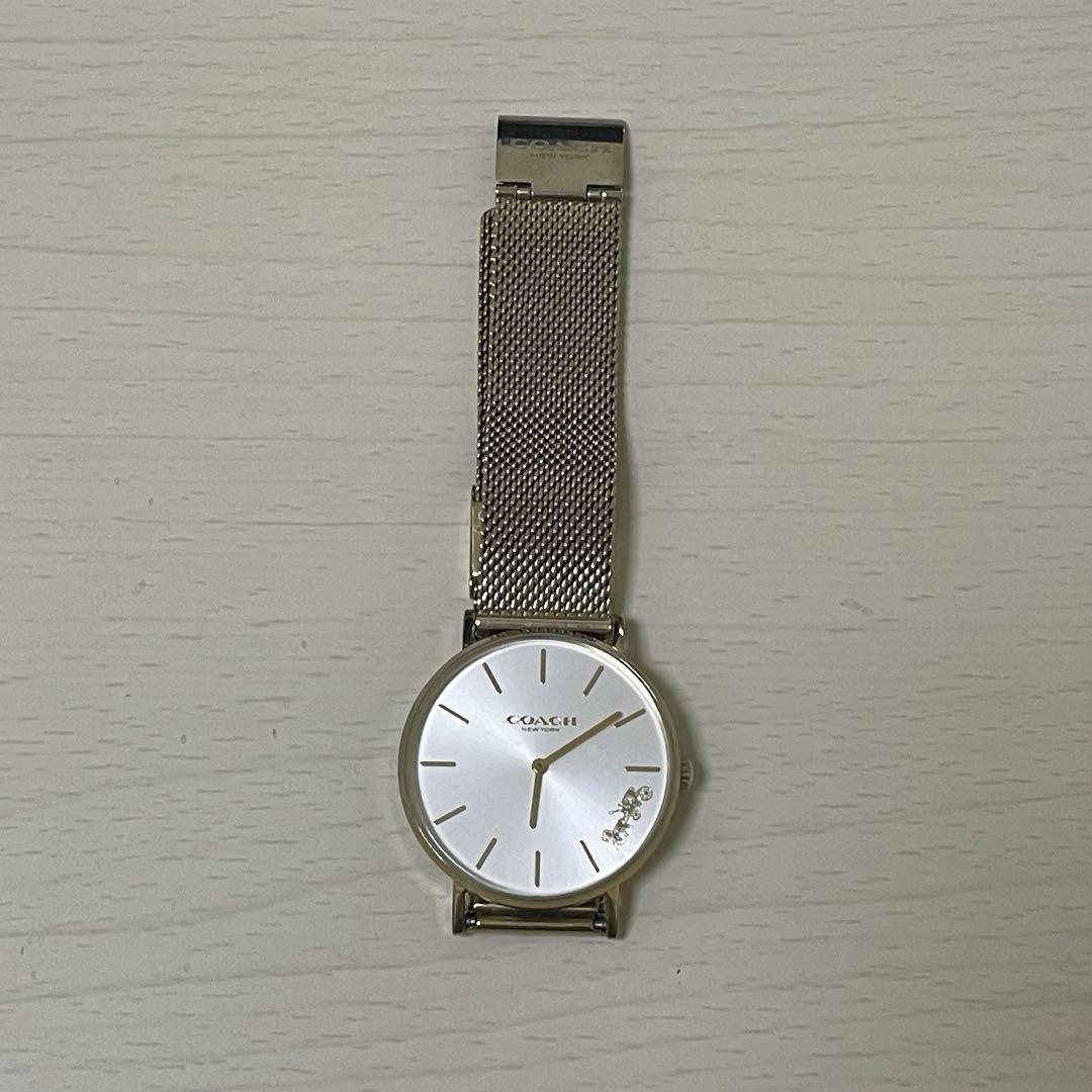 Operational COACH Coach Gold Horse Mesh Strap Watch