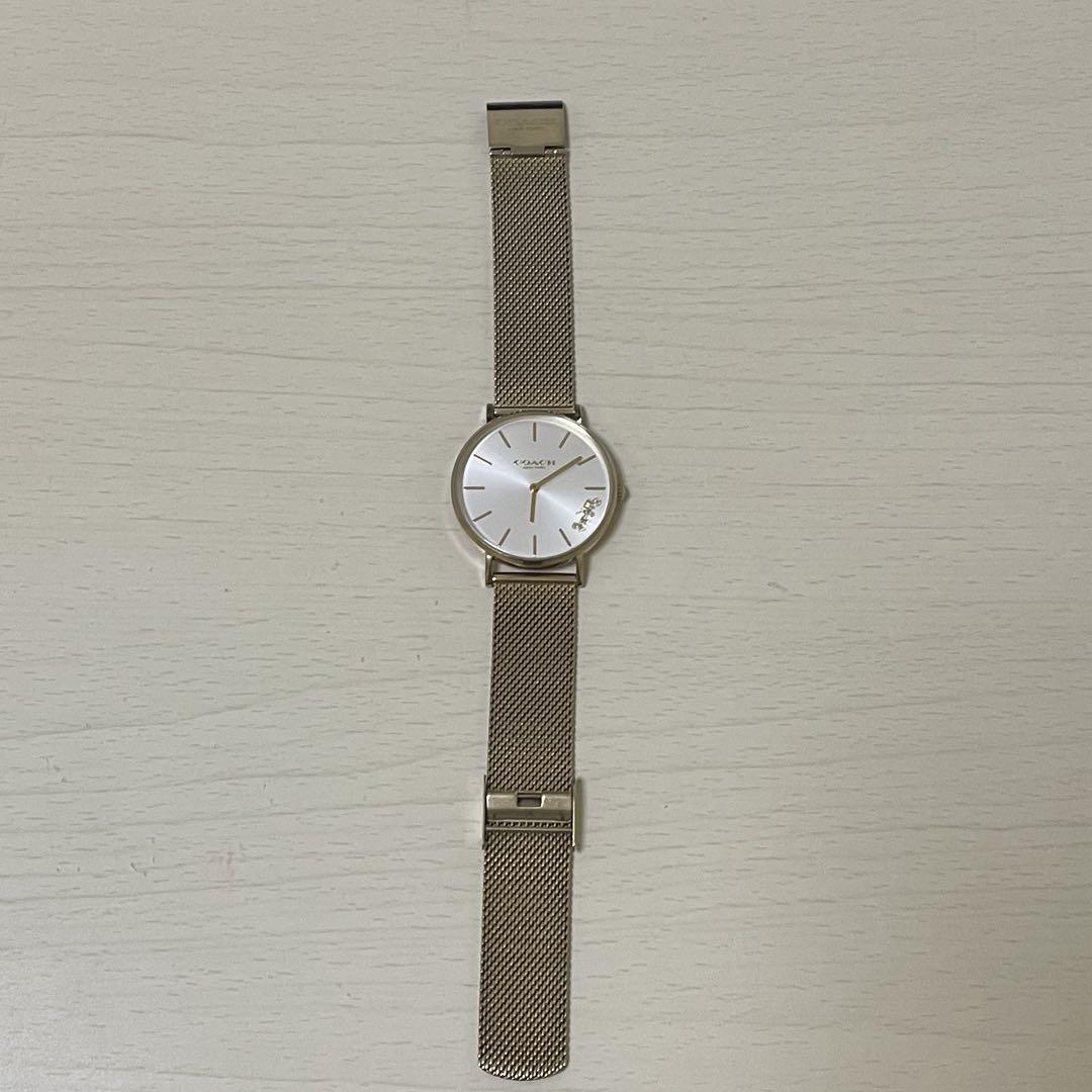 Operational COACH Coach Gold Horse Mesh Strap Watch