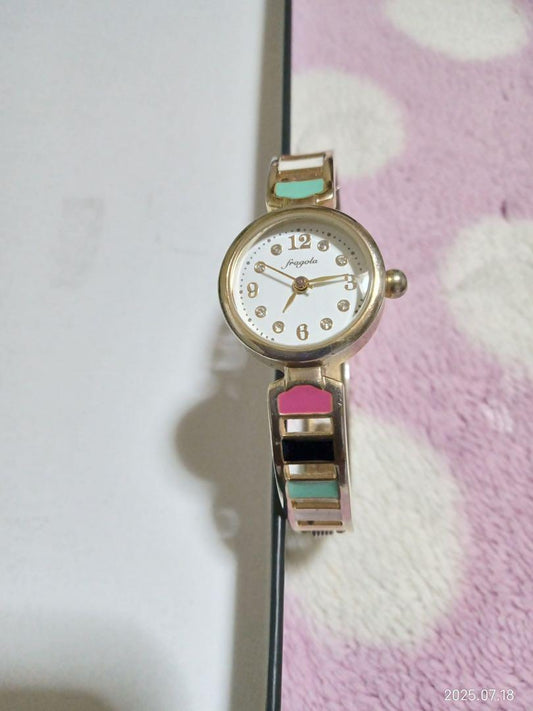 Strawberry Colorful Wound Analog Watch Battery-Free