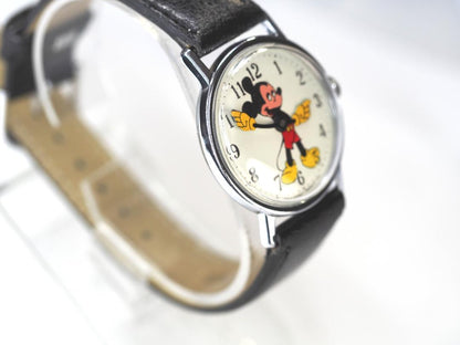 Vintage Mickey Mouse Mechanical Hand-Winding Wristwatch INGERSOLL Disney with Original Box