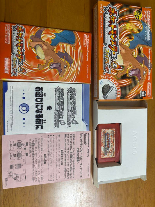 Pokémon FireRed with Box