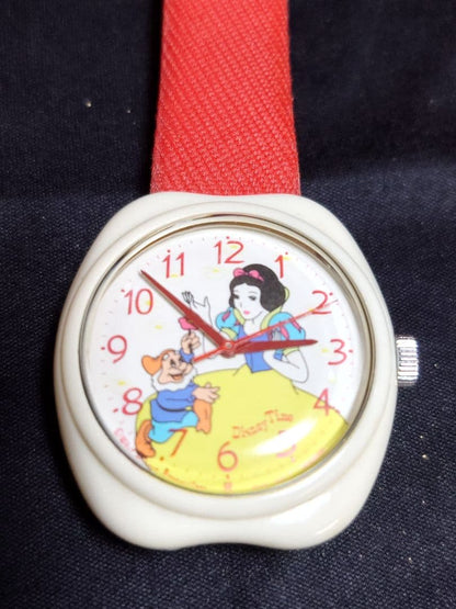 Seiko Disney Time Snow White Hand-Wound Detained Stock Unused Extremely Fine