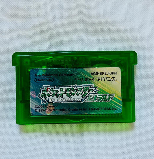 Pokémon Emerald Game Boy Advance