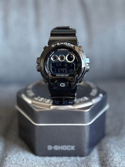 【Excellent Condition】Casio G-SHOCK DW6900NB