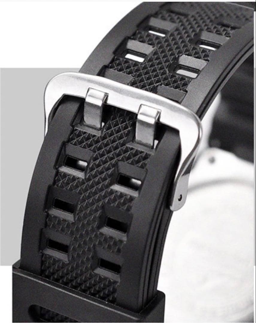 Limited Edition Black Gold Divers Big Face Sports Watch Water-Resistant