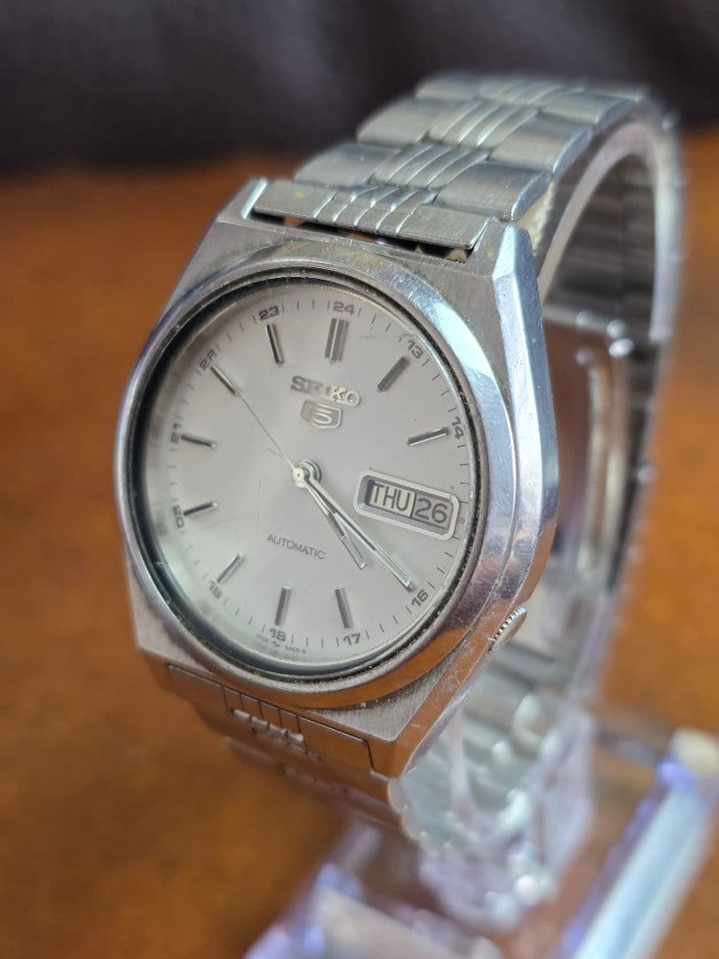 TM106 SEIKO 5 Automatic Winding Men's Watch _ Excellent Condition Working Condition
