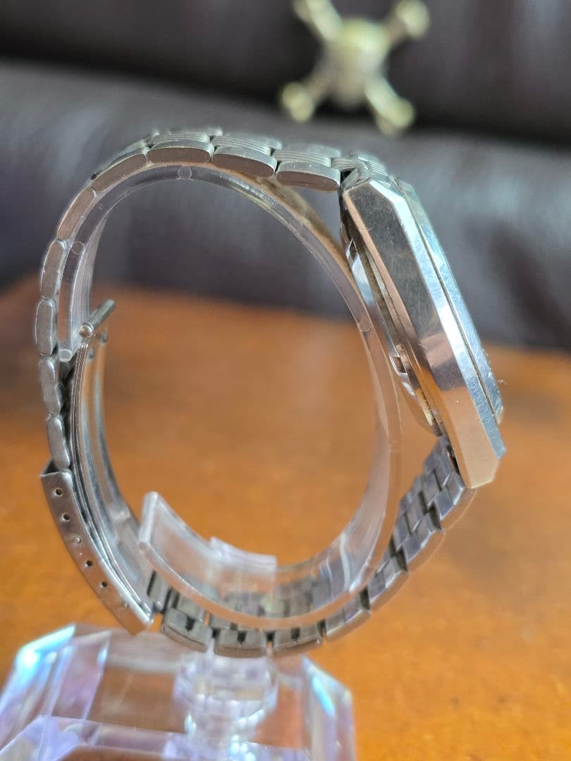 TM106 SEIKO 5 Automatic Winding Men's Watch _ Excellent Condition Working Condition