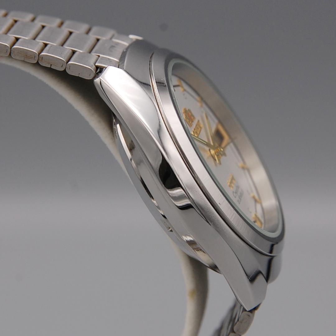 [Completed] Orient Three Star Automatic Watch Antique [Dead Stock]