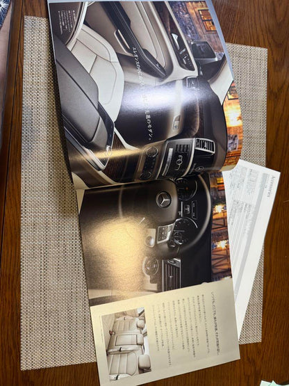 Mercedes-Benz M-Class Catalog