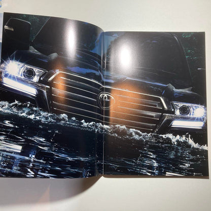 LAND CRUISER Land Cruiser 2017 October Catalog