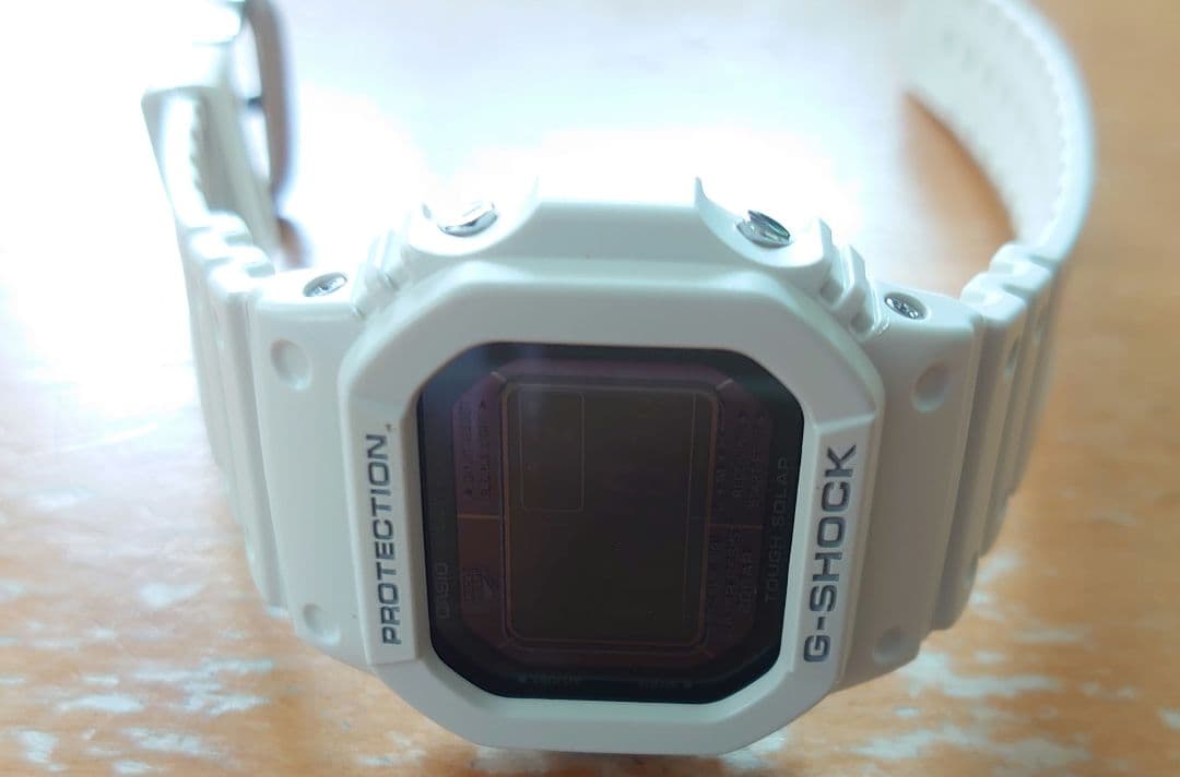 New Model Same as G-SHOCK GW-M5610MD Solar Radio Watch White