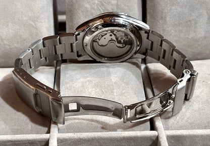 Automatic Winding Watch