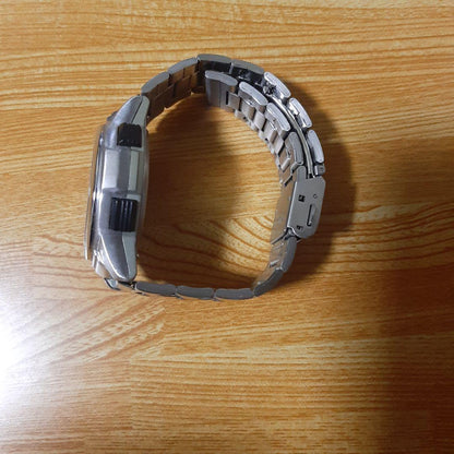 Q&Q DP62 Solar Wave MHS5-200 Digital