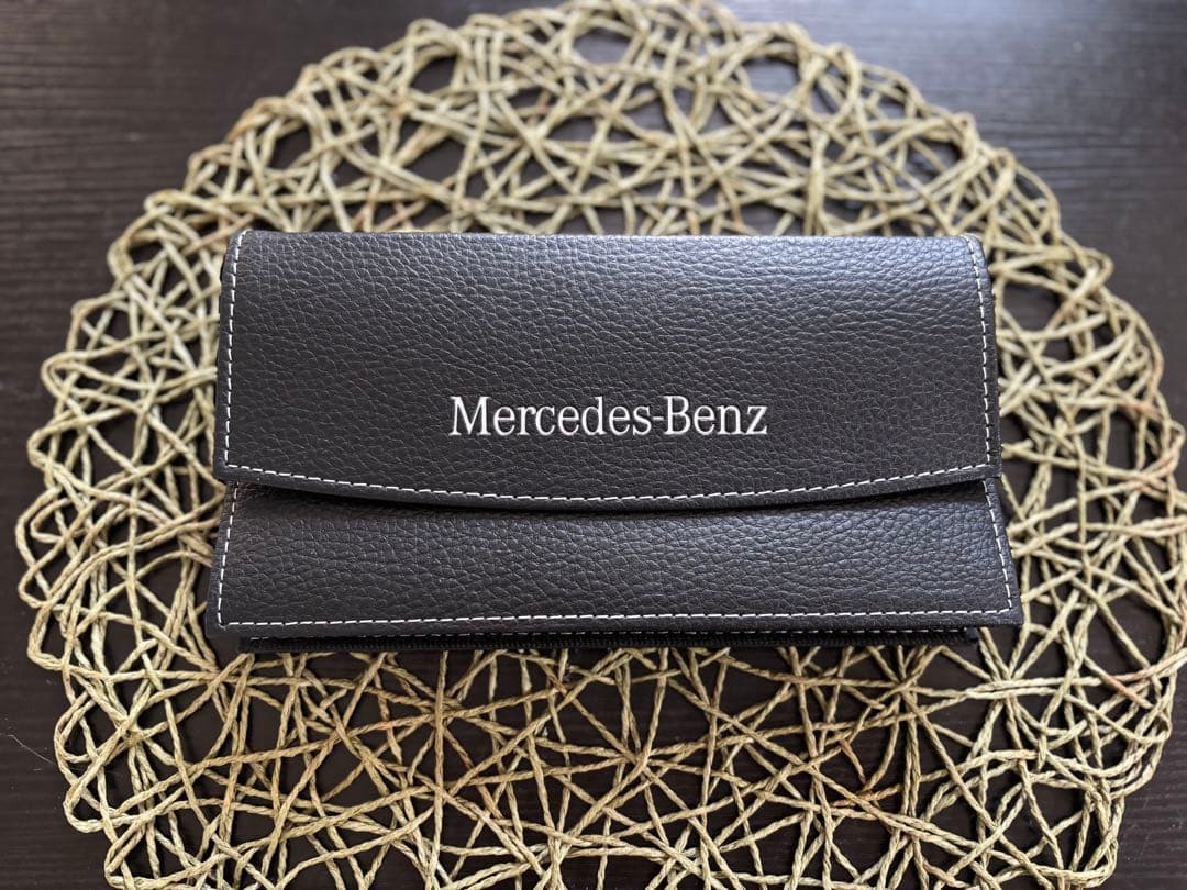 Mercedes-Benz Owner's Handbook No Manual Included Available for 2000 Yen