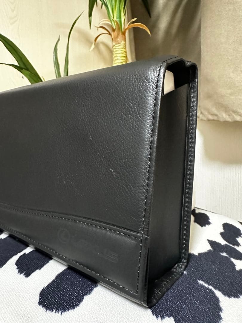 Lexus LX570 User Manual/Black Case Included/LEXUS/