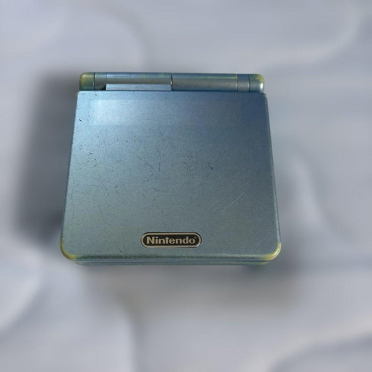 Nintendo Game Boy Advance SP