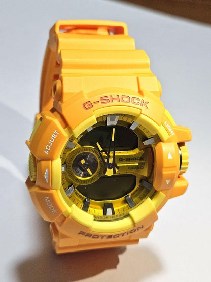 Rarity Model Out of Production Beautiful Condition CASIO G-SHOCK GA-400A-9AJF
