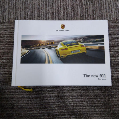 Porsche 911 991 Catalog in Japanese