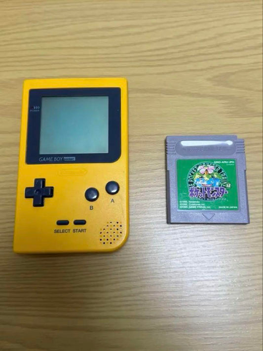 Game Boy Pocket Yellow + Pokémon Green