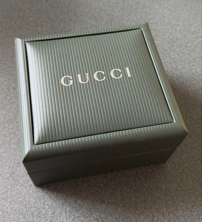 【Extremely Beautiful Condition • Functional 】 GUCCI Watch 1500L Silver Bangle with Box