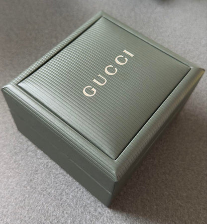 【Extremely Beautiful Condition • Functional 】 GUCCI Watch 1500L Silver Bangle with Box