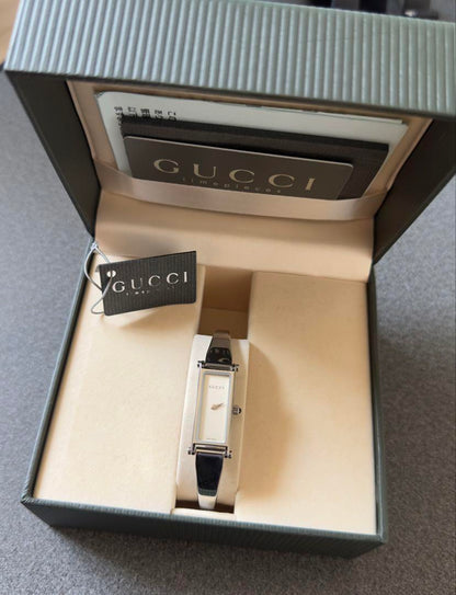 【Extremely Beautiful Condition • Functional 】 GUCCI Watch 1500L Silver Bangle with Box