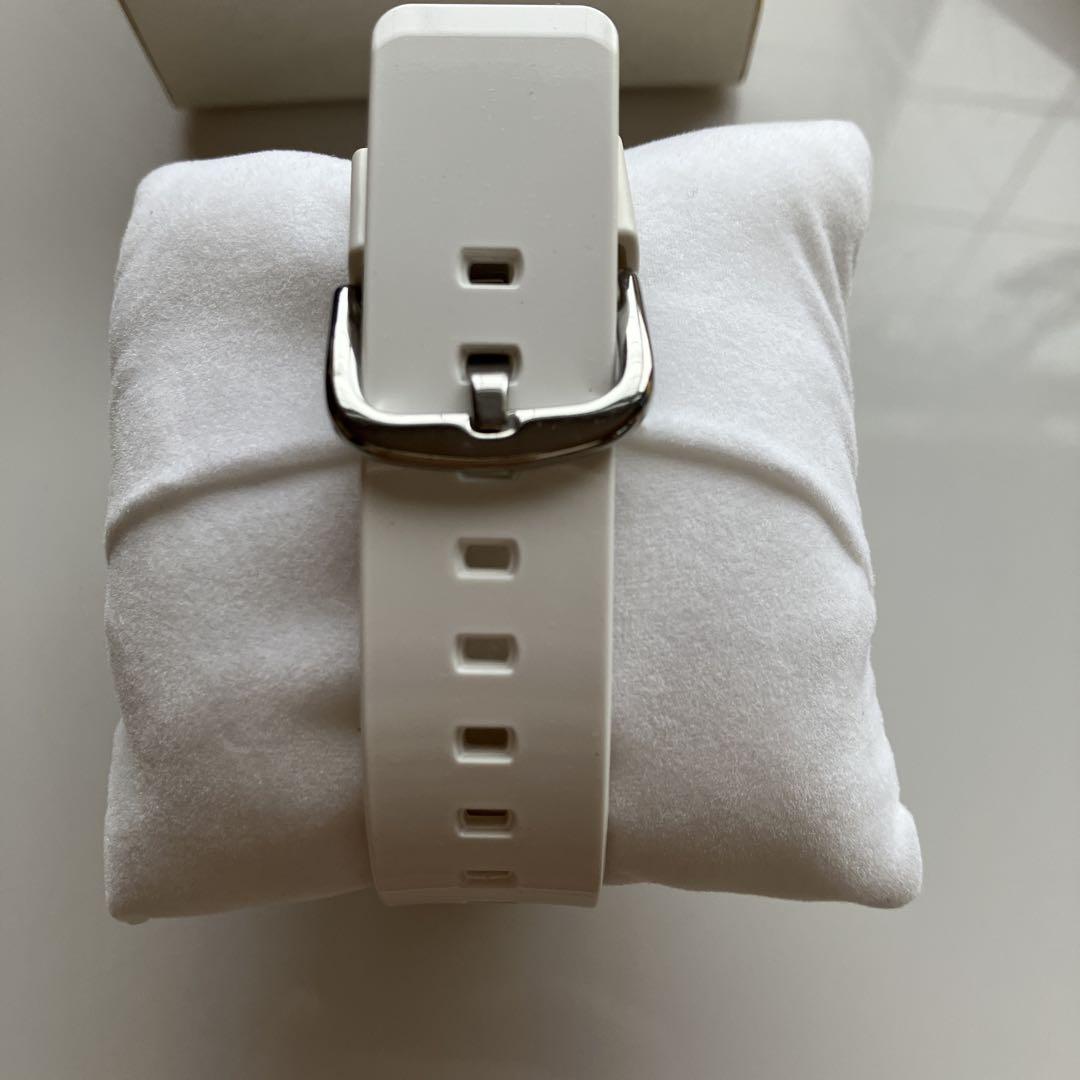 Beautiful condition CASIO BABY-G White Silver Ladies Water Resistant