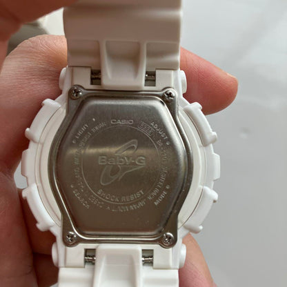 Beautiful condition CASIO BABY-G White Silver Ladies Water Resistant