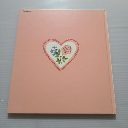 Torte's Pink Cake (Gakken Story Picture Book)