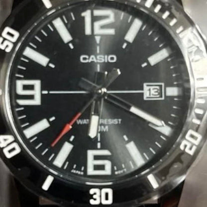 New and unused CASIO MTP-VD01 Analog Watch