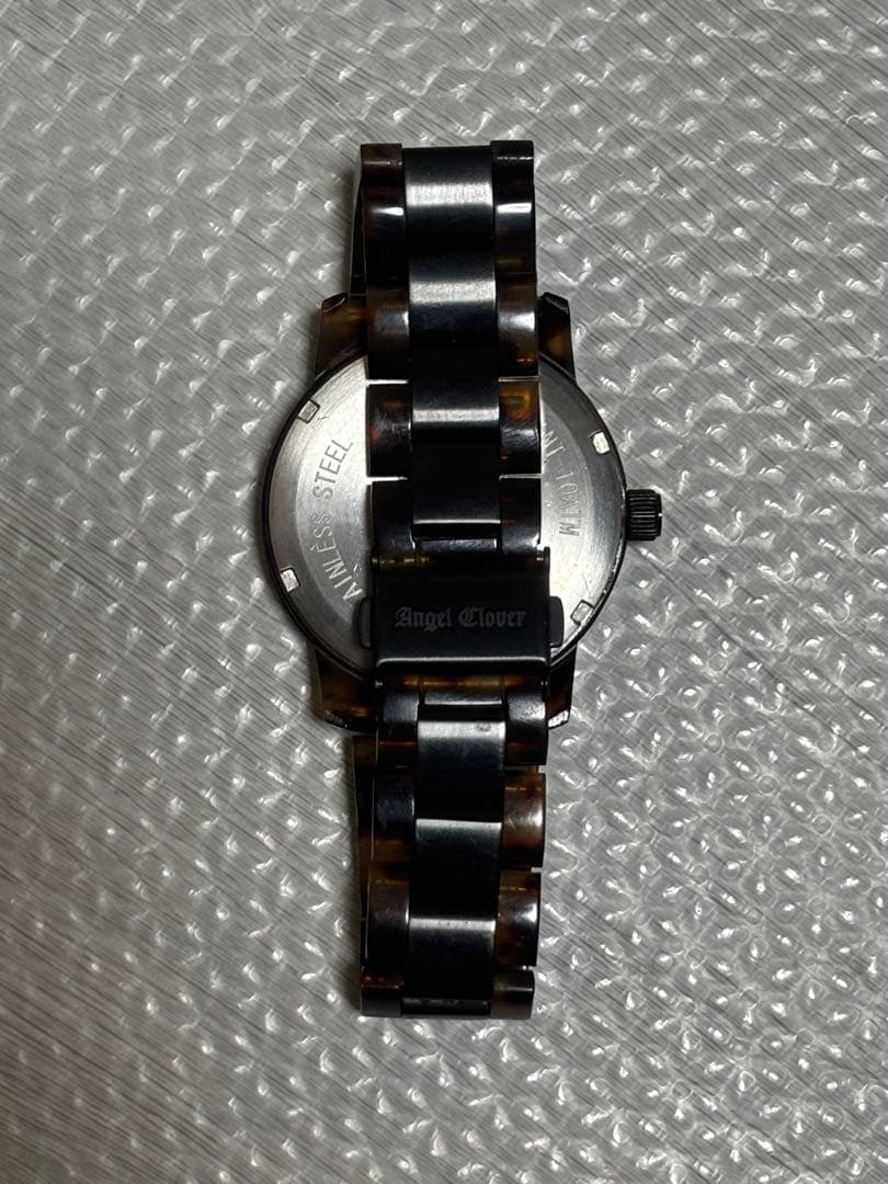 Roen x Angel Clover Wristwatch with Shell Pattern Battery Replaced Box Included