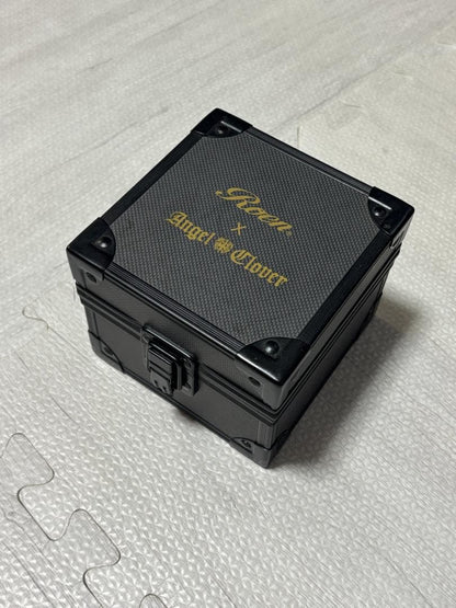 Roen x Angel Clover Wristwatch with Shell Pattern Battery Replaced Box Included