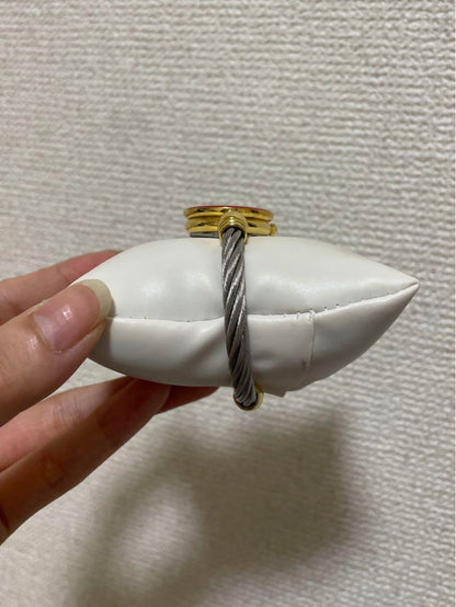 New Vintage Style Watch with Interchangeable Straps