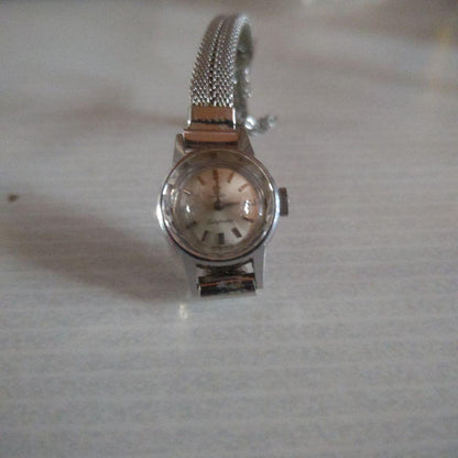 Omega Ladies Mechanical Winding Watch Silver Mesh Band